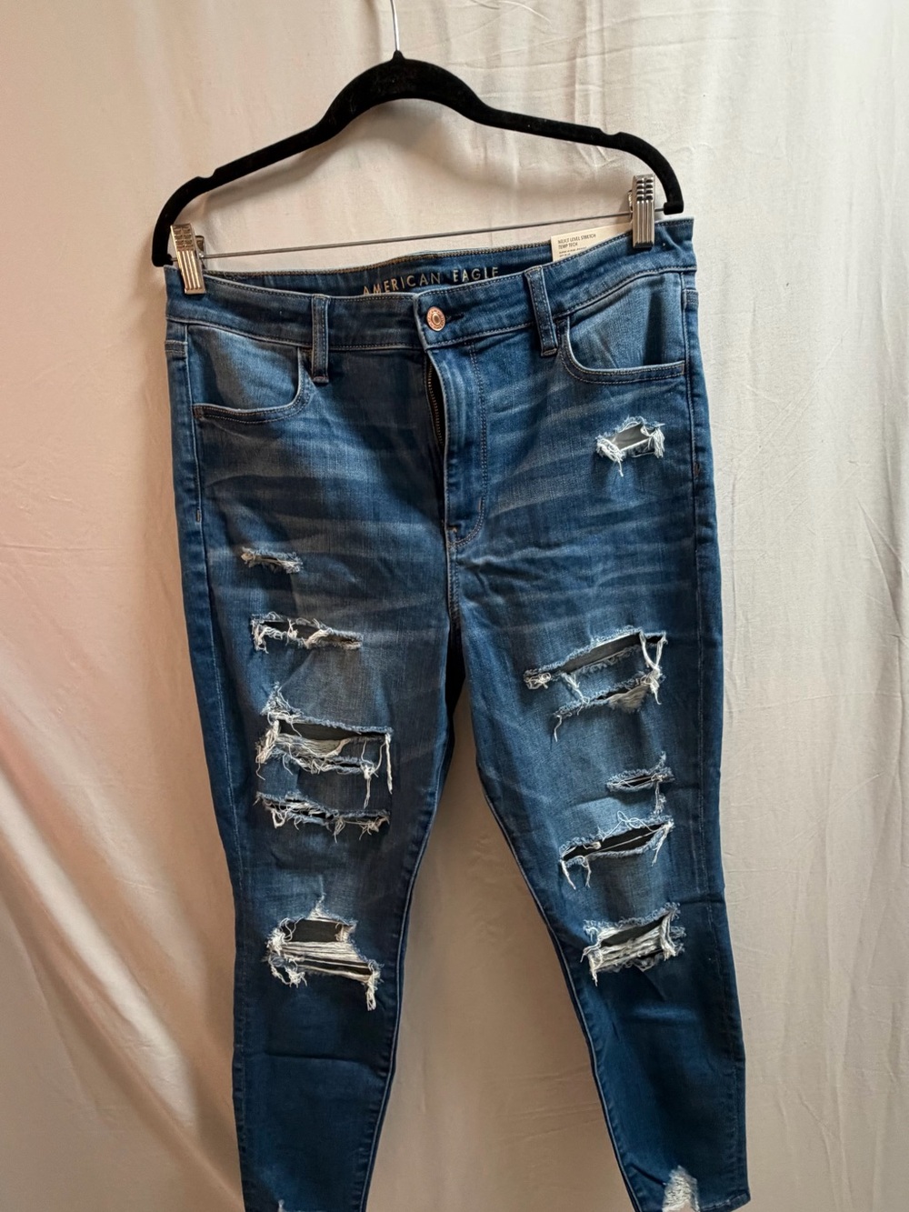 American Eagle Blue Ripped Stretch Skinny Jeans NWT